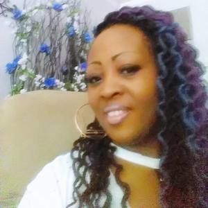 Meet your Posher, Kimberly